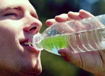 7 Beneficios de beber agua para la salud