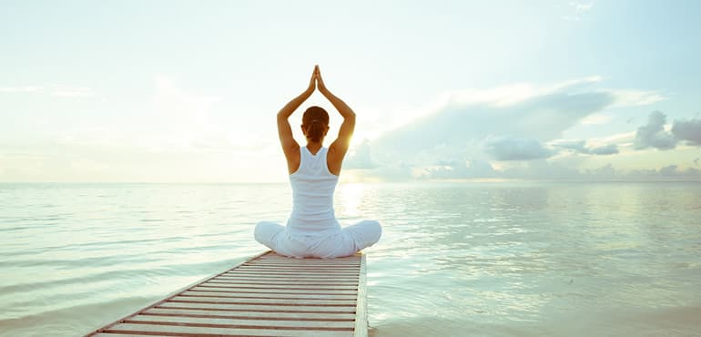 Yoga para la salud beneficios antiestres cuerpo saludable